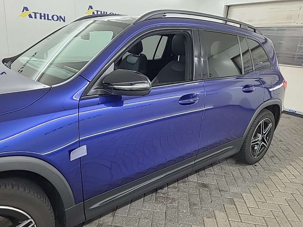 Mercedes-Benz GLB 200 Business Solution AMG
