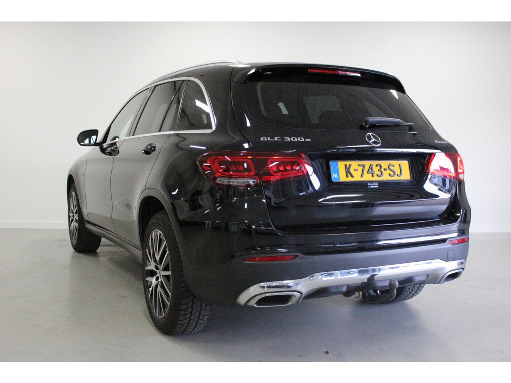 Mercedes-Benz GLC 300e Luxury