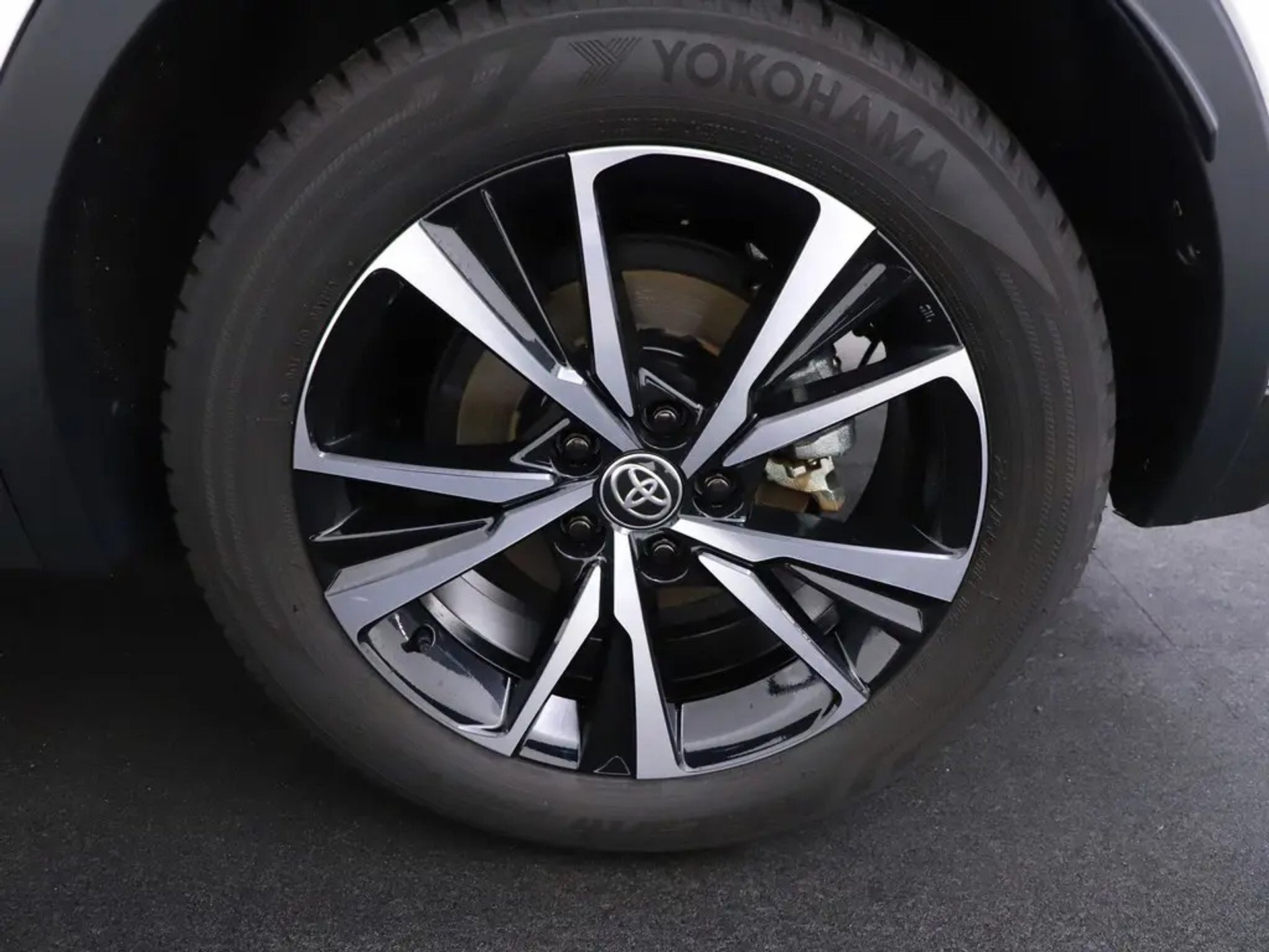 Toyota C-HR 1.8 Style